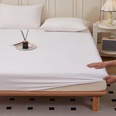 Waterproof Noiseless Fitted Mattress Protector  Soft  Washable