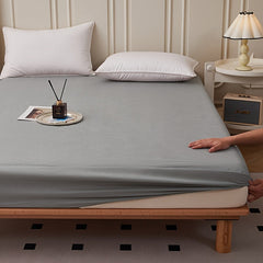 Waterproof Noiseless Fitted Mattress Protector  Soft  Washable