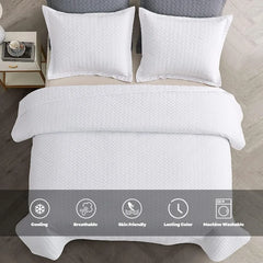 White Quilt Set Queen Size, Lightweight Bedspread Ultrasonic Chevron Pattern Light Coverlet for All Season Comforter Bedding
