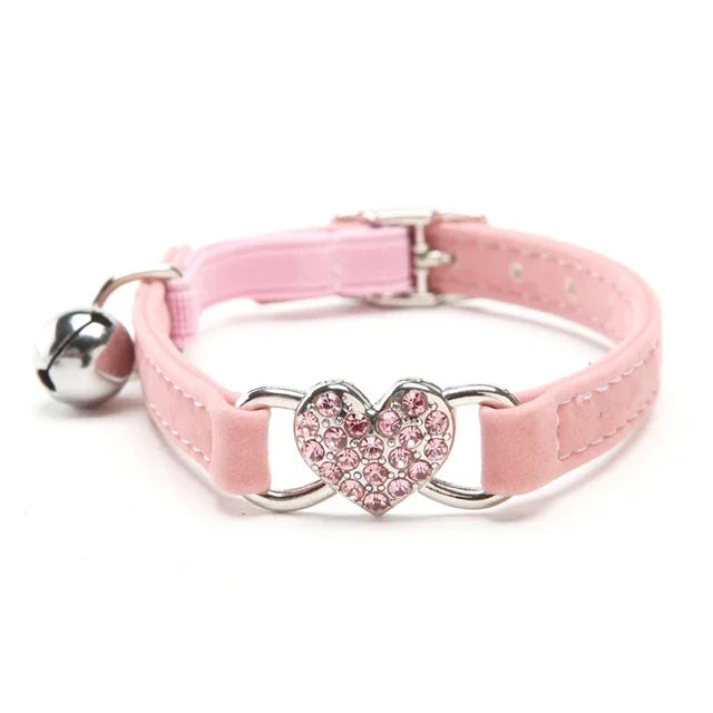 Heart Charm and Bell Cat Collar Safety Elastic Adjustable with Soft Velvet Material 5 colors pet Product small dog collar Gatos
