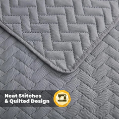 White Quilt Set Queen Size, Lightweight Bedspread Ultrasonic Chevron Pattern Light Coverlet for All Season Comforter Bedding
