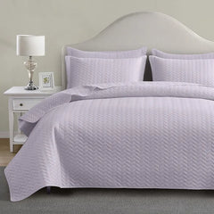 White Quilt Set Queen Size, Lightweight Bedspread Ultrasonic Chevron Pattern Light Coverlet for All Season Comforter Bedding