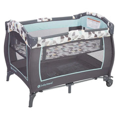 Trend-E Portable and Compact Newborn Nursery Center Pack and Play Baby Crib with Parent Organizer, Bassinet, and Travel Bag